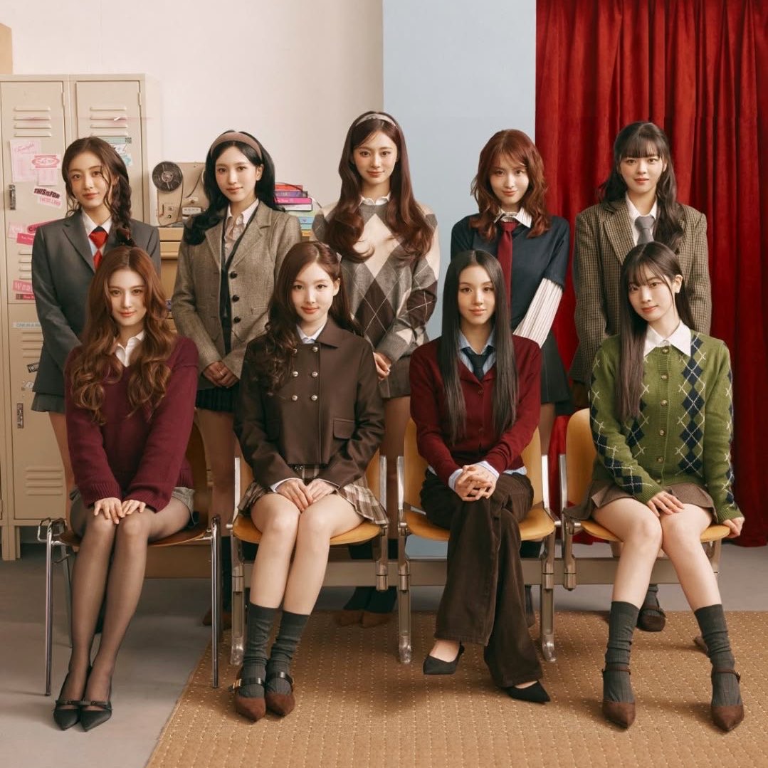 TwiceChartDatas's tweet photo. TWICE has now topped the Japan Nikkei Entertainment Talent Power Ranking (female) for 9 years straight. https://t.co/2Aex6Nf0kM