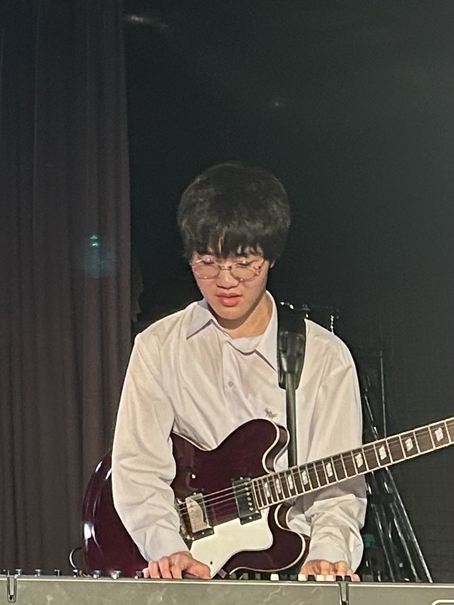 summertimesinb's tweet photo. 5/2 THE FATS
ラストライブ 
#THEFATS 
高3生の風格🙌⑤ https://t.co/oHpQfLoqOf