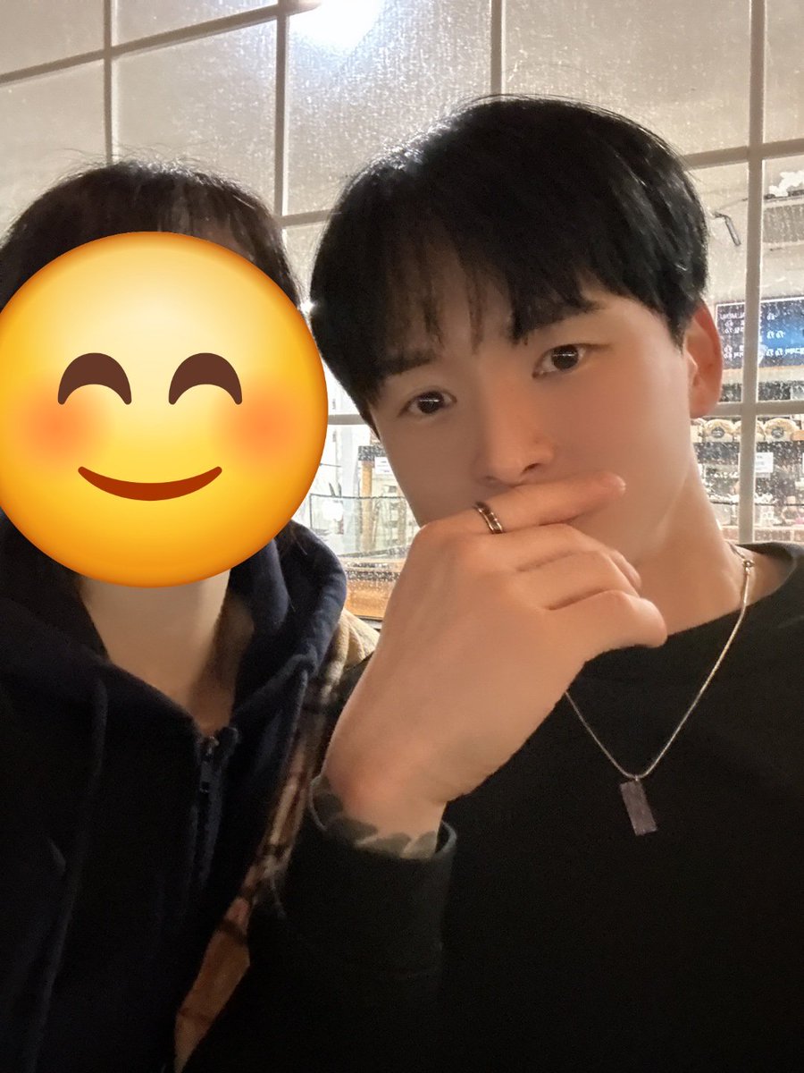 JsG48358699's tweet photo. ���훗 https://t.co/HrGach7XgI