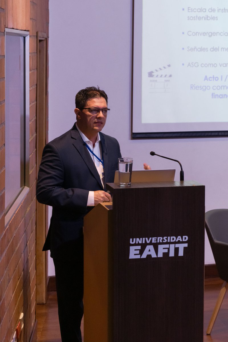 FEG_EAFIT's tweet photo. @EAFIT @AMVColombia @BancoMundial @PorvenirOficial @Bancolombia @DeloitteCO @cesaretamayo 👉Continuamos el foro con el tema: Finanzas con propósito, un futuro sostenible, por Hernán Alzate, Presidente de @AMVColombia.

Se plantea que los factores ASG están dejando de ser una conversación reputacional para convertirse en variables influyentes en el capital https://t.co/QZtPClGrf2