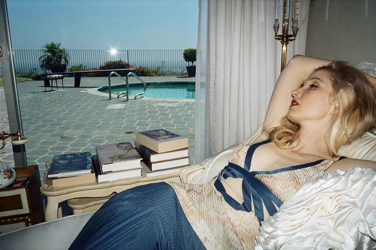 Jopolkadot's tweet photo. Julie Delpy

📷©️ Jacqueline Bohnert
2004 https://t.co/ntwremvWVd