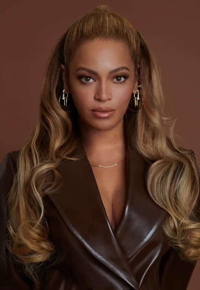 RapNBDaily's tweet photo. Beyoncé (198.5M) &amp; Chris Brown (163M) are the best selling Black American vocalist in RIAA history, with a combined 361.5 million certified sales between the two. https://t.co/IjRbeRI0jb