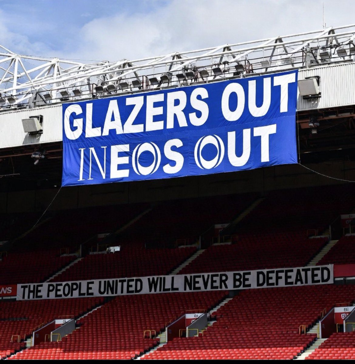 GGMANUTD23's tweet photo. #GlazersOut
#GlazersSellManUtd
#GlazersFullSaleOnly
#GlazersAndRatcliffeOut https://t.co/3SUXpKWC1y