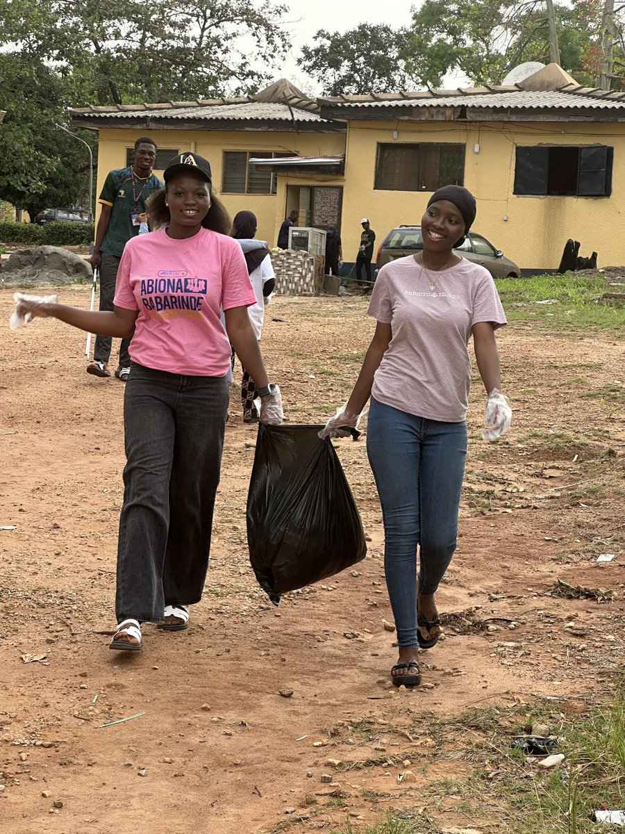 JCIN_UNILORIN's tweet photo. Through awareness and collective action, volunteers contributed to building a cleaner campus and a more sustainable future. 

Every effort counts, and this initiative was a reminder that small actions can create meaningful impact.

#TIME
#SPARK
#AMPLIFY
#JCI https://t.co/0vpmMCzqlT