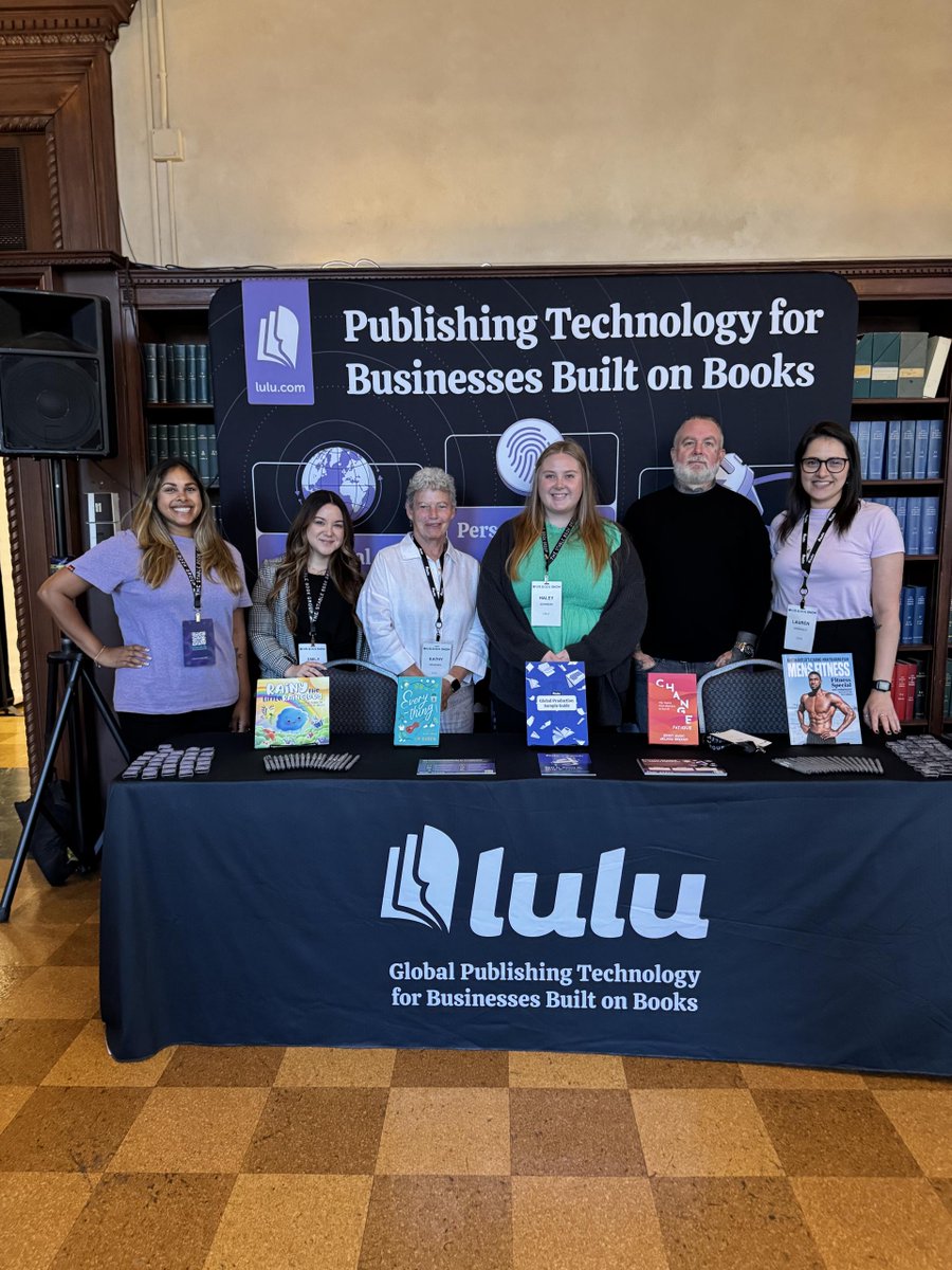 Luludotcom's tweet photo. Thanks to everyone who stopped by and connected with the Lulu team at the US Book Show!

We loved the conversations around publishing, fulfillment, and direct sales.

✈️ Next up: TBEX North America! https://t.co/lr0lVooMyD

#USBookShow #Publishing https://t.co/4SrHcSURnh