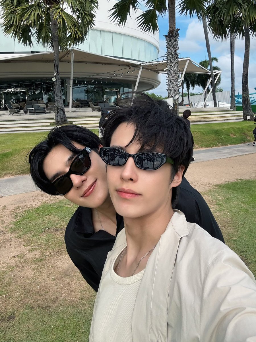 DBTE_iQIYI's tweet photo. จบQ23แล้วค้าบ วันนี้สนุกมากอยากให้ทุกคนรอดูกันน้า 💜

BIG AND LITTLE JANE Q23
#อย่าขอพี่เจนQ23
#อย่าขอพี่เจน 
#DontBeTooEmotional
#iQIYI #DeeHupHouse https://t.co/JhBcZumNDl