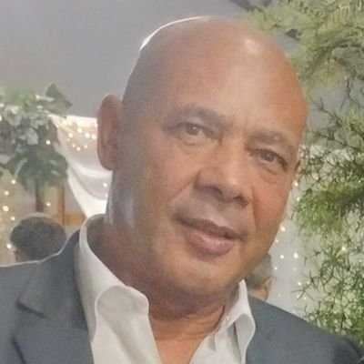 satiagrarra_'s tweet photo. Não se enganem, é SÓ um CRIMINOSO covarde assediador de mulheres. @policiacivilrs https://t.co/xTPOsE4ogz