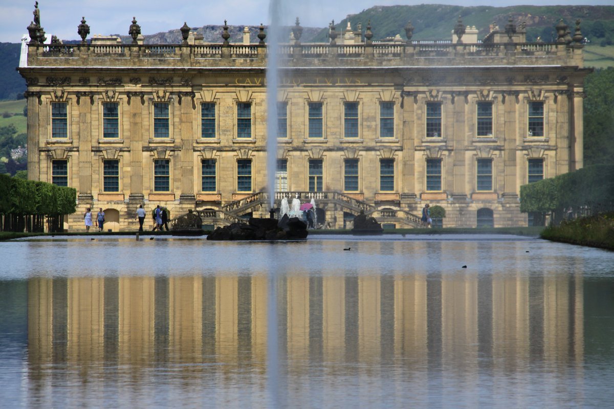 discovertheuk's tweet photo. Chatsworth in Peak District National Park: https://t.co/TYxSyYQj6e