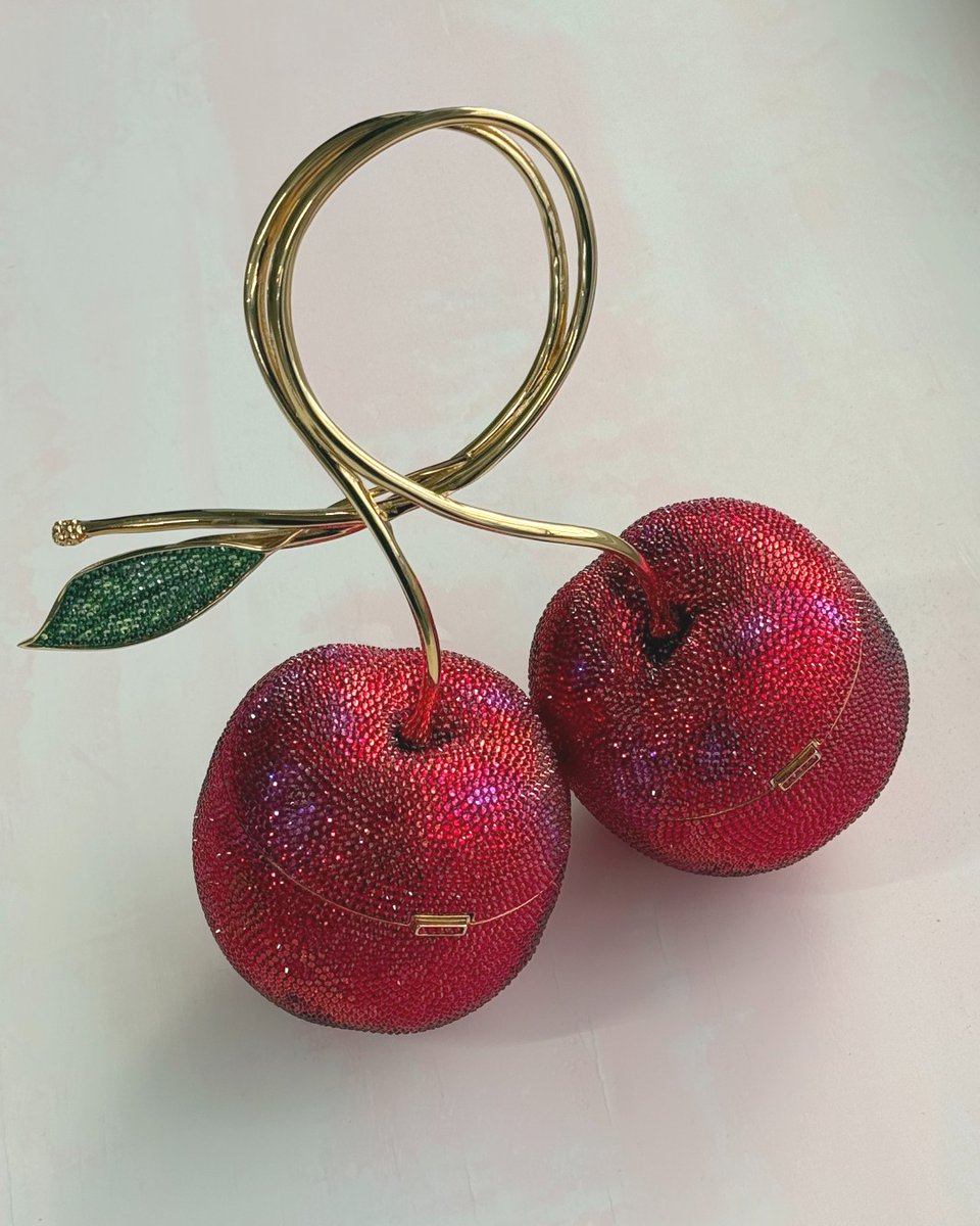 JudithLeiber's tweet photo. Picked at the peak of perfection. 🍒 https://t.co/3bdAitD2T0