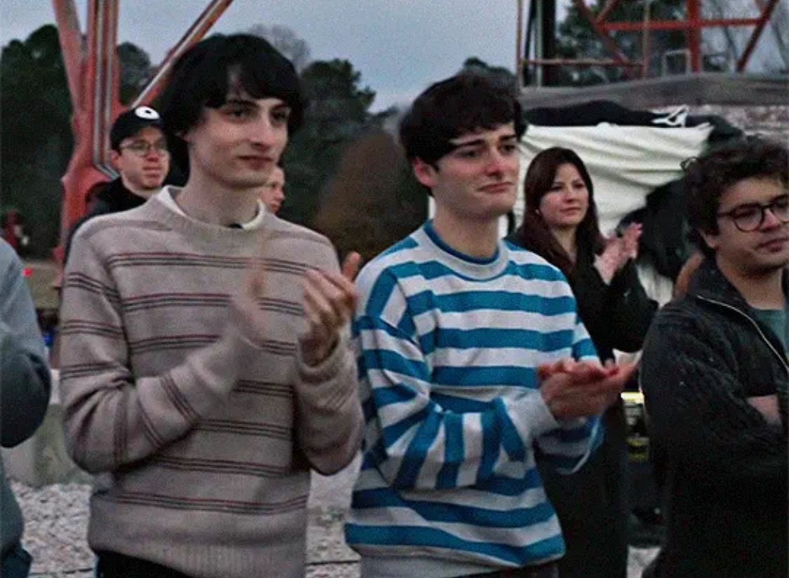 333SORCERER's tweet photo. nobody in the set was side eyeing them wearing matching sweaters and attached to the hip every time ? https://t.co/DfRqWzE7d8