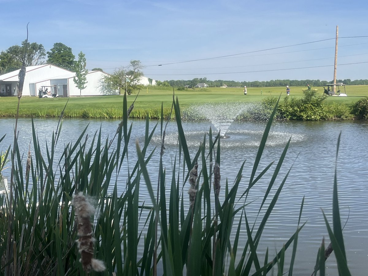 YorktownGolf's tweet photo. Appreciate @pucksHH accommodating the fellas for today’s Sectional 19 Practice Round.

Thanks in advance to @MCGoldenBears_ for hosting; Monroe Central always does a fantastic job!

Some beautiful ponds on property—
@YHSAthletics https://t.co/7tDz3kR8pj
