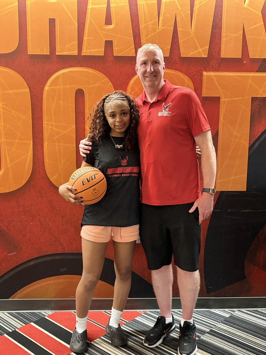 Alyssa_D1or's tweet photo. After a great conversation and tour with @kclifford123 I am blessed to receive my first D2 offer to @Roberts_WBB. Thank you for the opportunity. @XGenElite @TeamNEHoops @EastridgeGBB @ceverett6 https://t.co/MFOZX6EbOL