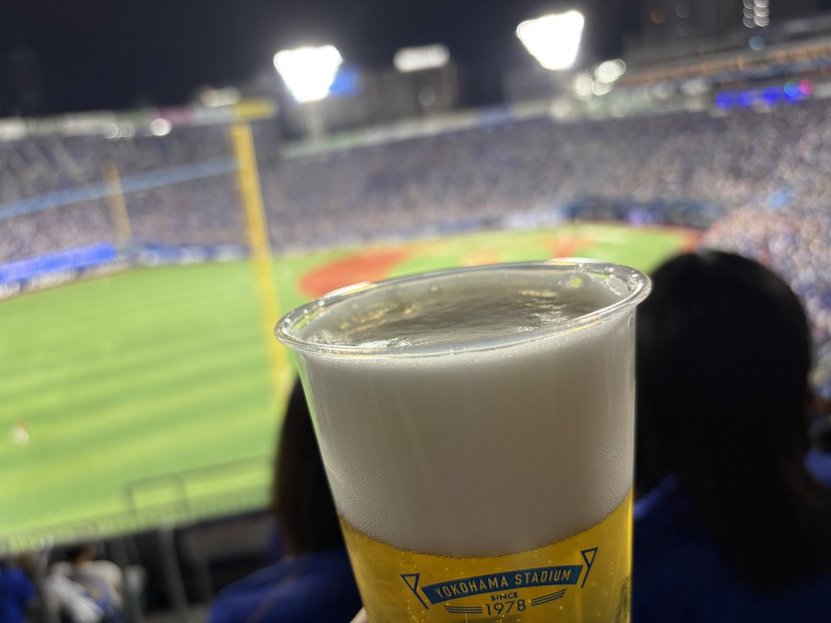 UpQiy's tweet photo. 久しぶりに野球観てきた！
7点差逆転して最後サヨナラとかいう神試合観れて最高だった✨✨✨ https://t.co/VoKLKp7P3T