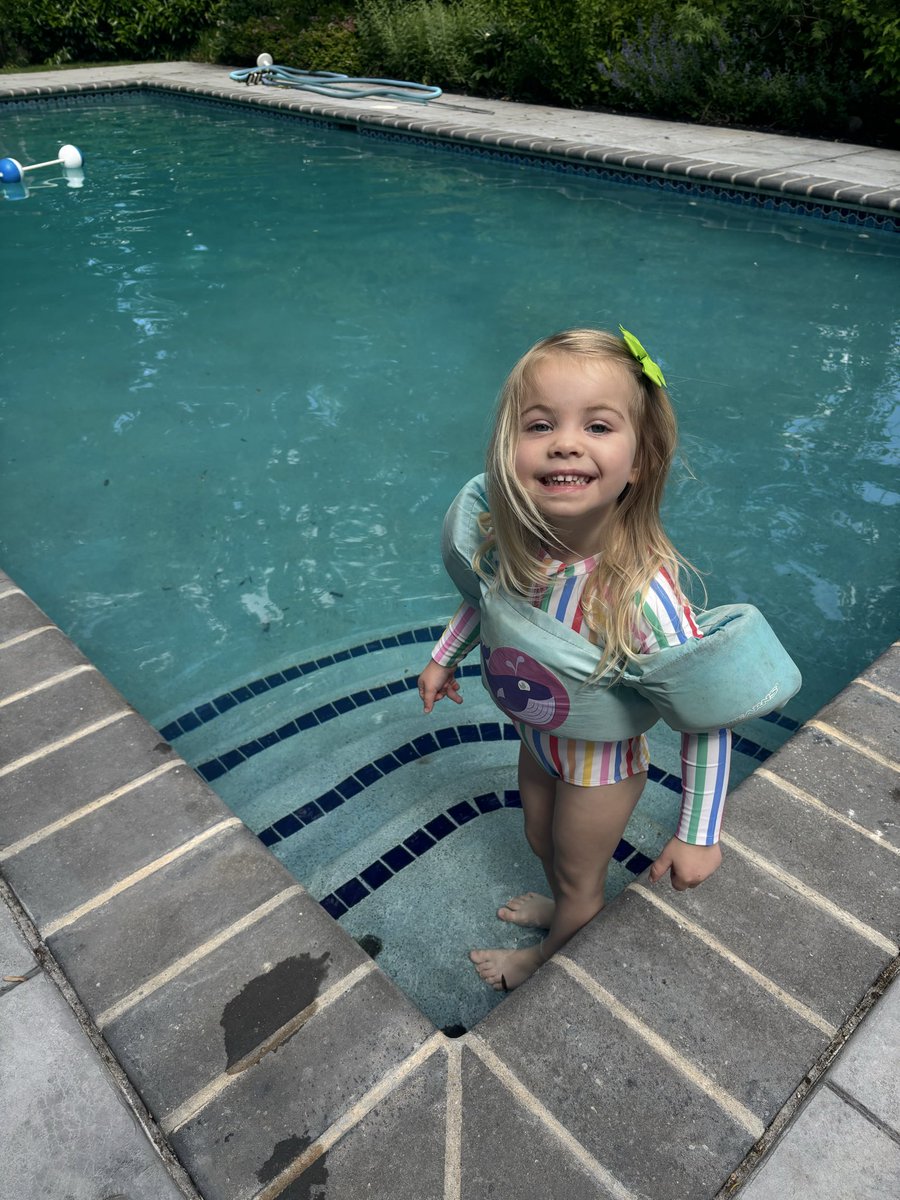 juliaruslander's tweet photo. Ready to jump into summer! https://t.co/LiY8StNjme