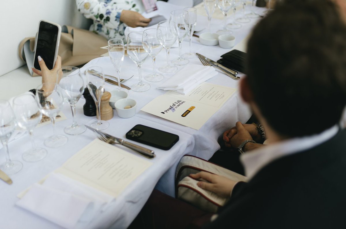 WEEX_Official's tweet photo. What a night at WEEX Labs VIP Dinner in Paris 🏛️ #ProofOfTalk
Intimate. Personal. Real connections made.
Magical location in front of The Louvre — only possible with WEEX 🔥

Global footprints, strong community bonds 🌍
Drop a 🔥 if you were there. Next stop, stay tuned.
#WEEX #AITrading