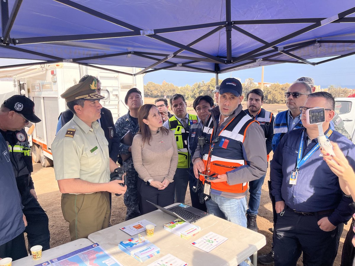 SenapredAntofa's tweet photo. ✅ Con las autoridades y comunidades de las comunas participantes en sus #PuntosDeEncuentro, damos por finalizado el #SimulacroAntofagasta. ¡Agradecemos a todas las personas de nuestra región que participaron! https://t.co/rt3AOqPGOt