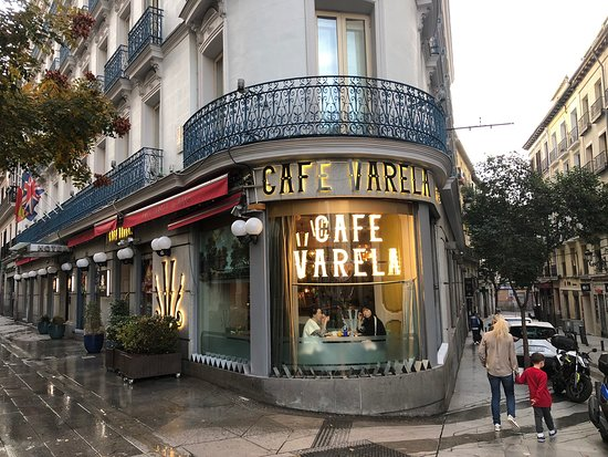 mrspain71's tweet photo. Quédense con este nombre "Café Varela"

Pronto estará abriendo informativos y programas del corazón.

Parece todo una guión de serie B con romance, infidelidades y de protagonista alguien del PP madrileño.

Pronto en X https://t.co/aywpwyOhX4