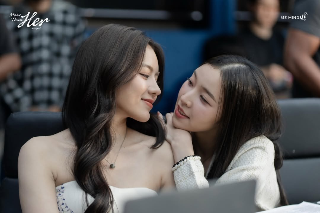 aloha_0101alt's tweet photo. They are so insane for making these beautiful photoshoots.

#LoveBeyondDreamsSeries #MieAya #Miephat #Ayaorapan #เพื่อเธออีกครั้ง https://t.co/i90rVdFxOM