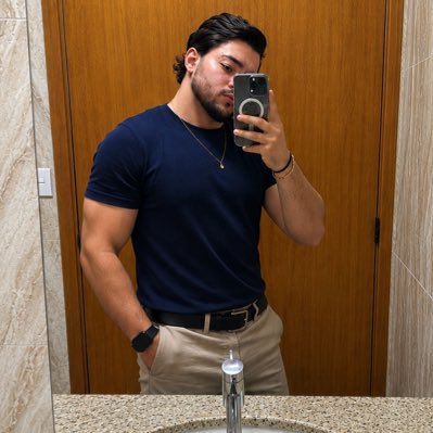omarcoborges's tweet photo. #NovaFotoDePerfil https://t.co/kcYEknIu2l
