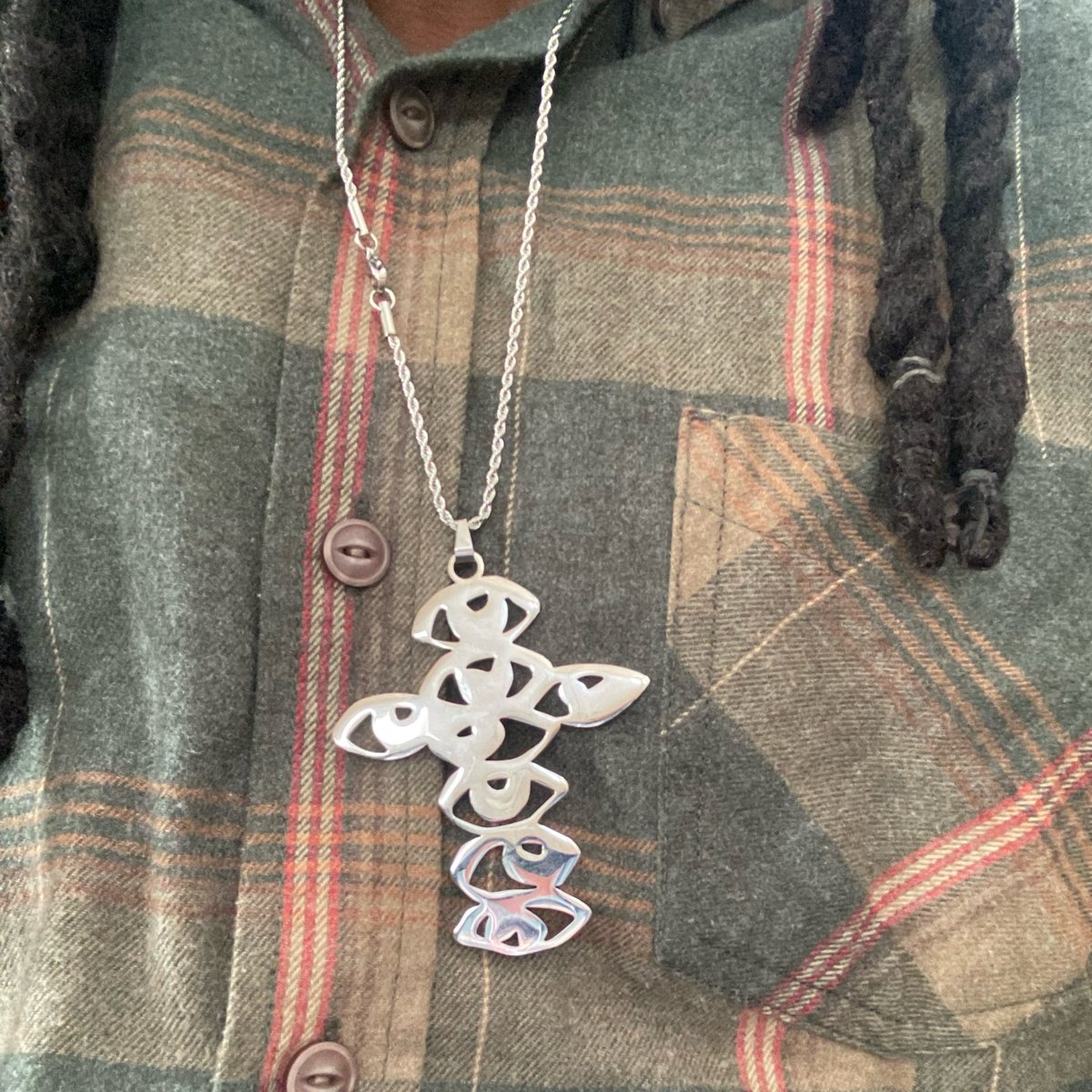 pelumipng's tweet photo. My first chain pendant design https://t.co/Eh3w1awH09