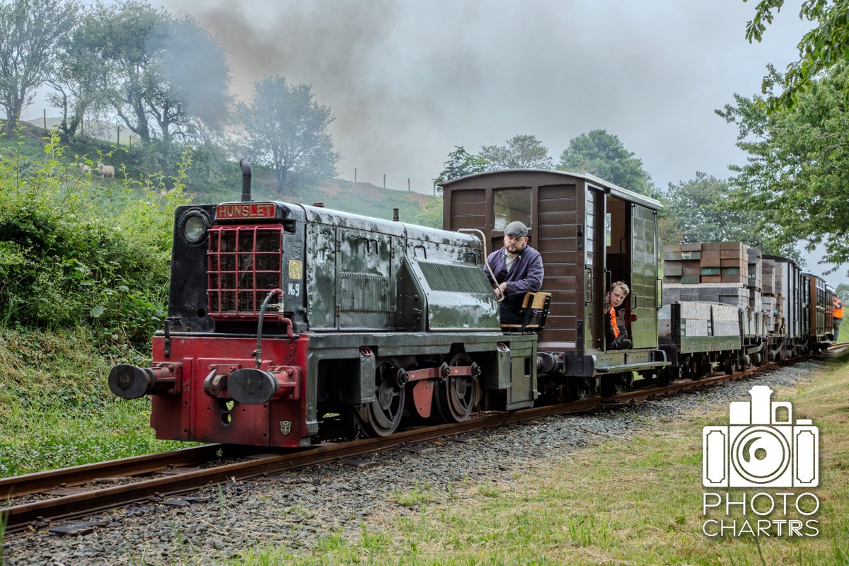 TalyllynRailway's tweet photo. Sunday saw 'Alf' take the lead in our latest Photo CharTR with "Running Well!"

This photographic day was themed around No.9's typical role on engineering works, and 'Alf' had its name and number chalked on as they were during the 80s.

📸 Nathan Spence https://t.co/QujkxG8Ofn