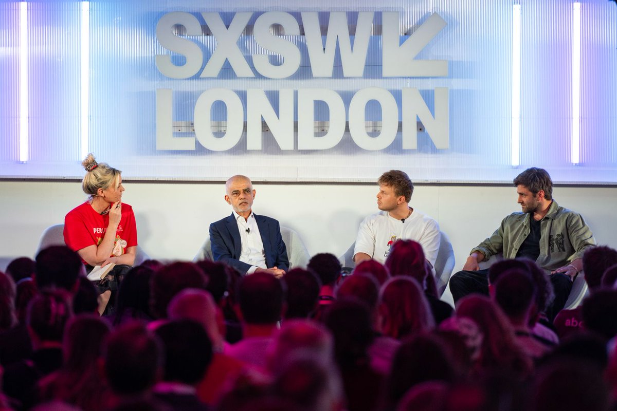 SadiqKhan's tweet photo. The modern world is leaving many young men feeling isolated and confused. In their search for answers, they are turning to online influencers selling rigid and harmful ideas about what it means to be a man.

Today at SXSW London, I led a much-needed discussion on what we can do to support boys and young men to find their own sense of self-worth and reject the manosphere.