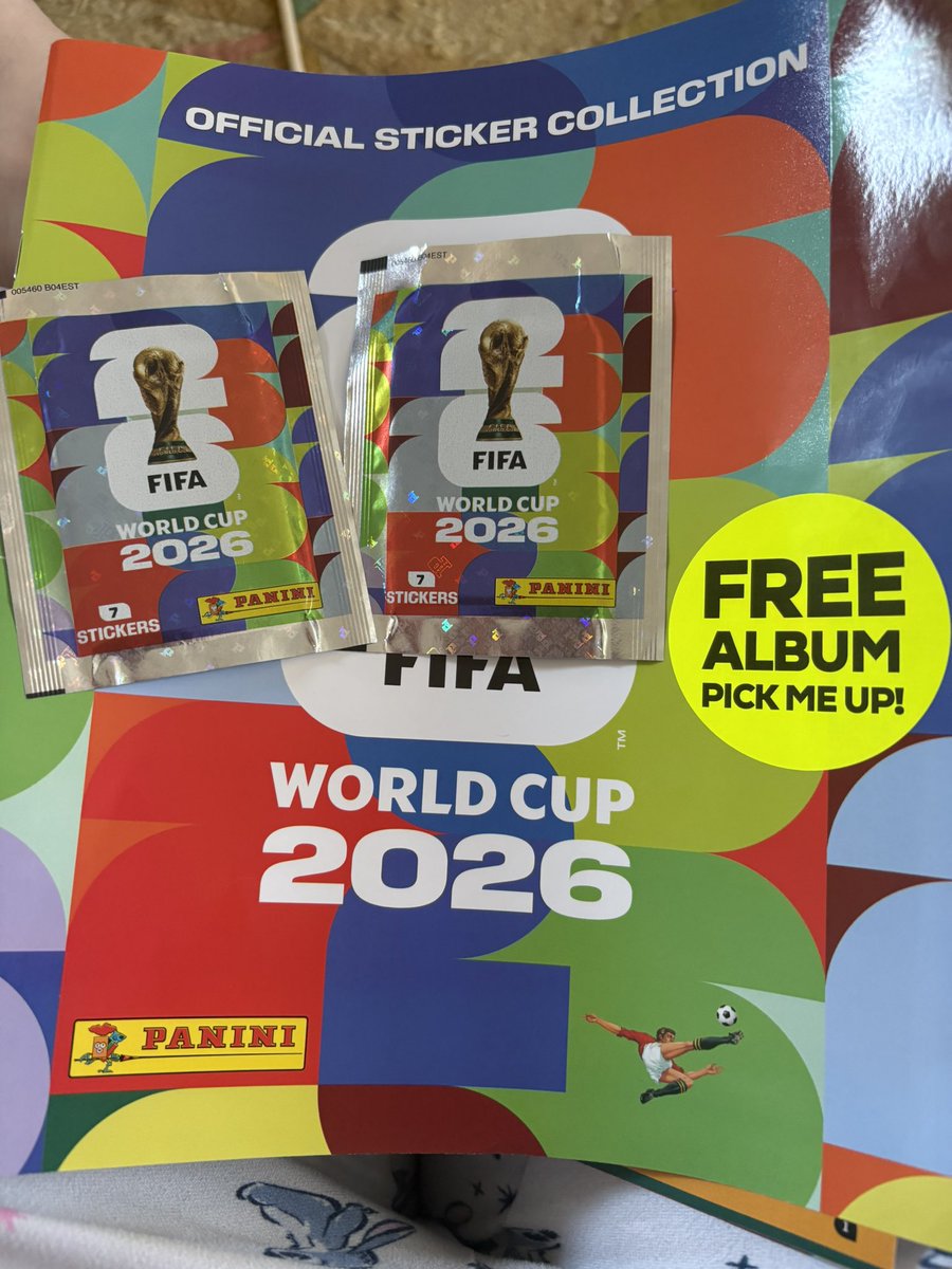 BrainyNewSexySH's tweet photo. Yes I’m 28… but I’m still doing the Fifa World Cup Sticker book. 🤣🤣🤣 It’s very therapeutic! 🤣🤣🤣 https://t.co/82YeWVTkBY
