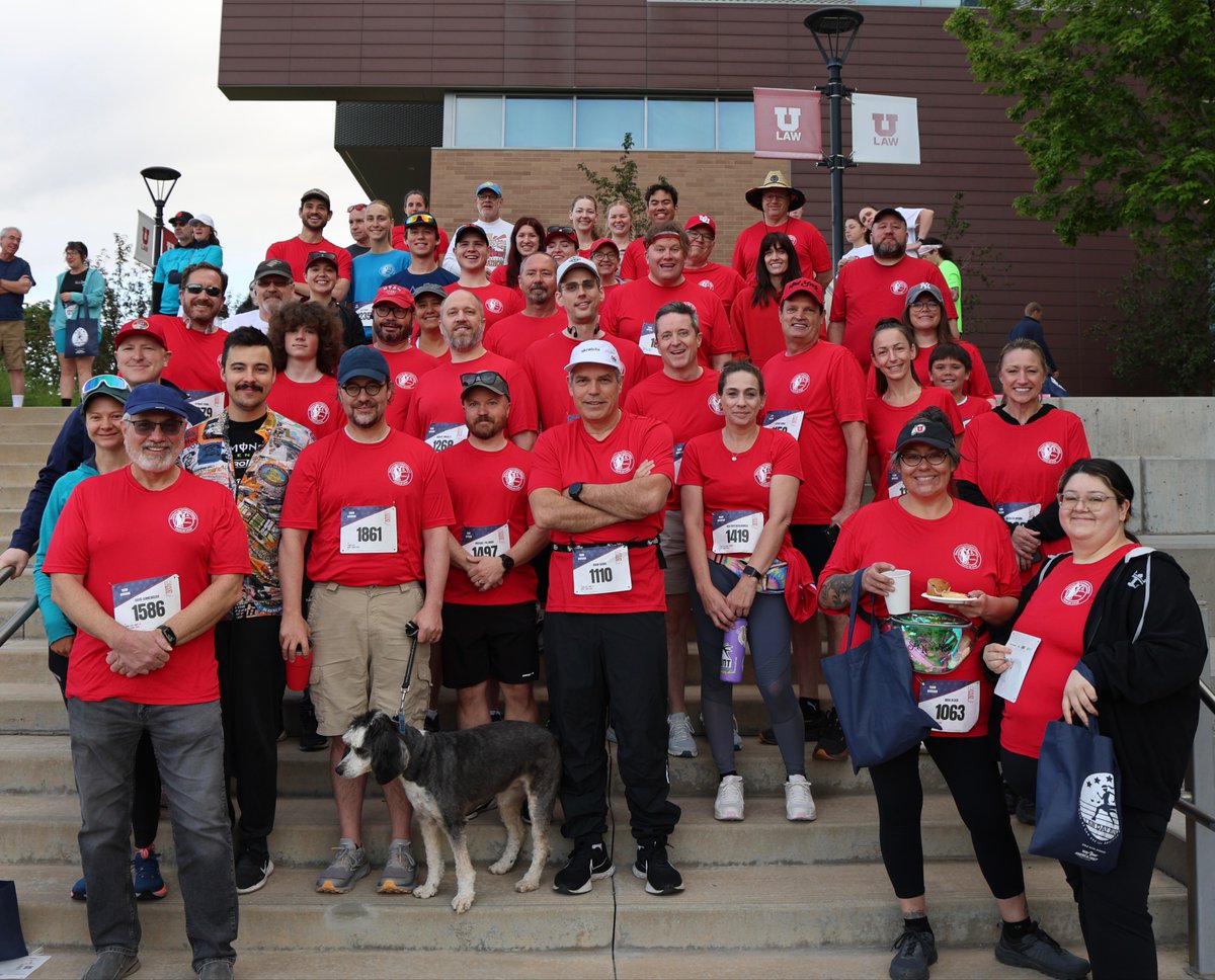 UtahAG's tweet photo. Attorneys, judges, law students &amp; public servants — same course, same cause. The Law Day 5K raised awareness and funds for civil legal aid in Utah. 

Proud to represent the UtahAG's Office on the course. https://t.co/yRMKzYcNAo