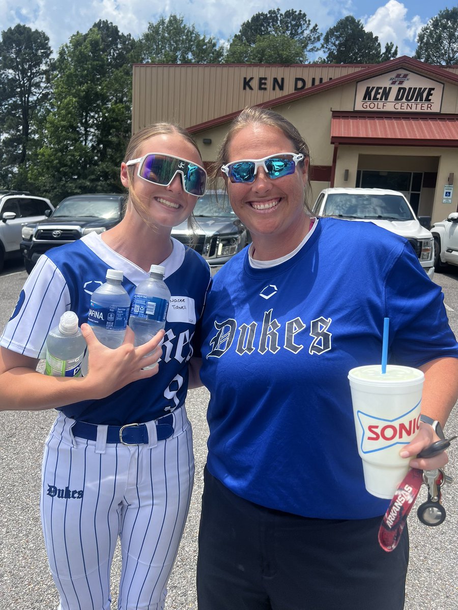 LadyDukesClark's tweet photo. Go be you Macee!! @hsu_softball https://t.co/hd6Lptck08