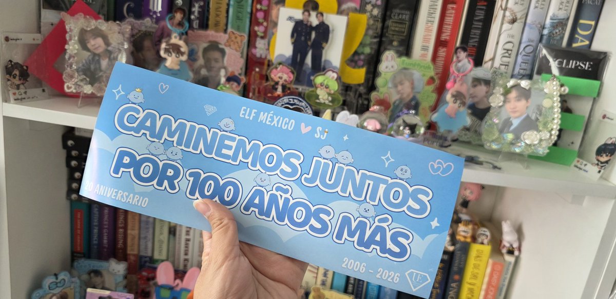 chocothefangirl's tweet photo. 💙 CAMINEMOS JUNTOS POR 100 AÑOS MÁS.
#ELF20Aniversario
#HappyELFDay
@SJofficial ✨️ https://t.co/vagB2LLWGb