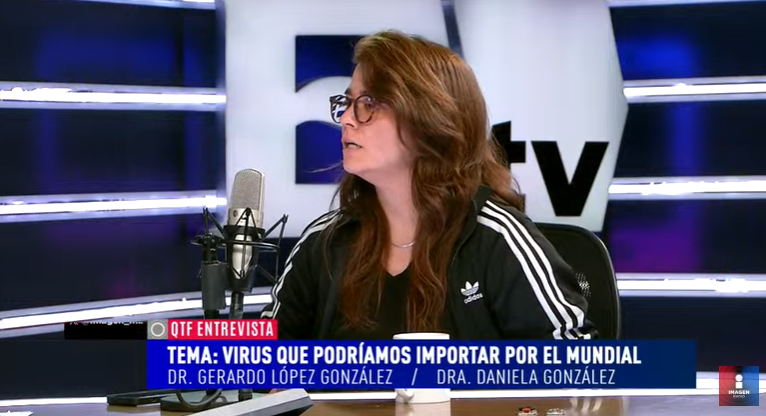 qtf's tweet photo. El Mundial va a generar una gran cantidad de viajes... y los virus como el #ébola lo saben. ¡Entérate de cómo se ve! 🦠

De eso platicamos hoy con los doctores Gerardo López y Daniela González en #ProgramaQTF, nos escuchamos en @Imagen_Mx 🎙️ https://t.co/4kUpg7iUct