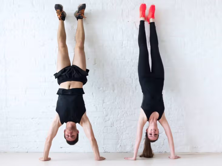 thecurioustales's tweet photo. A neurologist said:

"Hang upside down for 60 seconds— this eliminates cortisol faster than any pill and breathing exercises.

Big Pharm is panicking:🧵 https://t.co/hixPP6ohGO