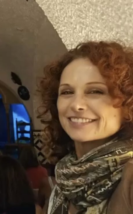 GiuntaFlavia's tweet photo. Le sorridono gli occhi, è tanto, tanto, tanto bella🥹❤️🫠
#briciole https://t.co/D01TumOuEf