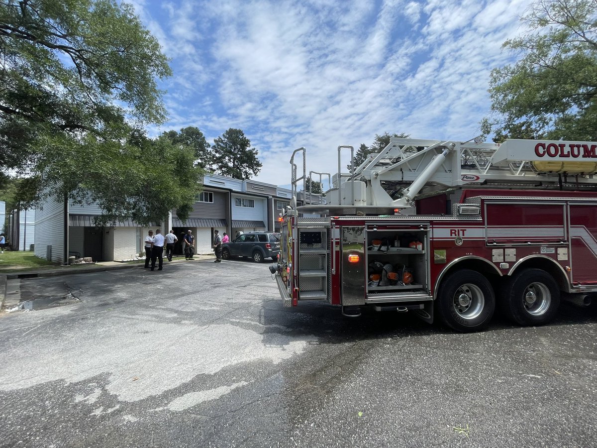 ColaFire's tweet photo. At least three people have been left displaced following an afternoon apartment fire off of Garners Ferry Road.

1st Shift crews arrived on scene at Colonial Pointe apartments to find smoke showing from a unit in one building. https://t.co/yJYSfWmTbb