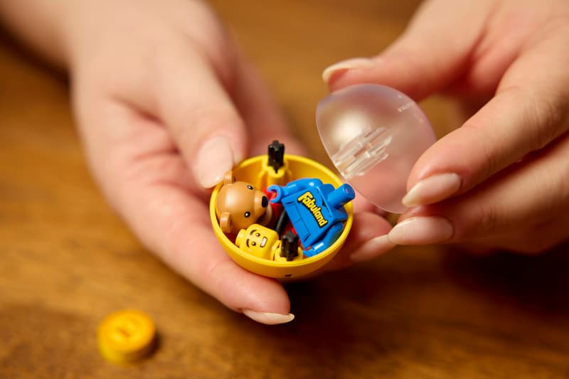 MurphyObv's tweet photo. Legit thought they made these balls for the lego pokeballs

Instead they made 40 corner radius brick built cubes. 

Minifig series of trainers with pet sized pokemon with those woulda been sick. https://t.co/XSeB53gzE5