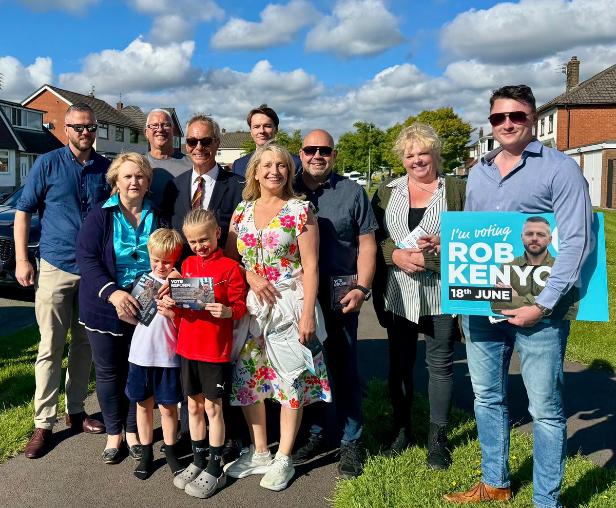 Rob4Reform's tweet photo. Great to get out on the doors today in sunny Makerfield.

An overwhelmingly positive reception and the kids always love Nigel.

Eager to see @RobKenyonReform hit those green benches in just a few weeks’ time. https://t.co/3W5BK2qbSs
