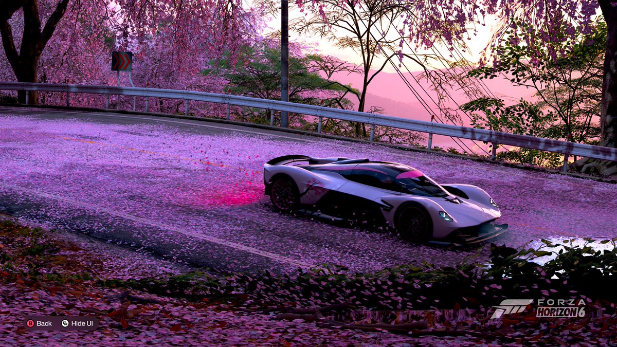 Midnight_Miya's tweet photo. All I do on Fh6 is live in photo mode 🤭🤭 https://t.co/1DOmXlmkDl