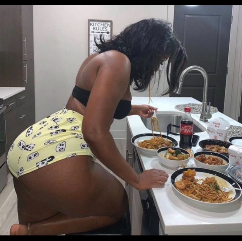 Stanley45438379's tweet photo. What are you picking here?
Person  or food  ?? https://t.co/6191BQEXXR