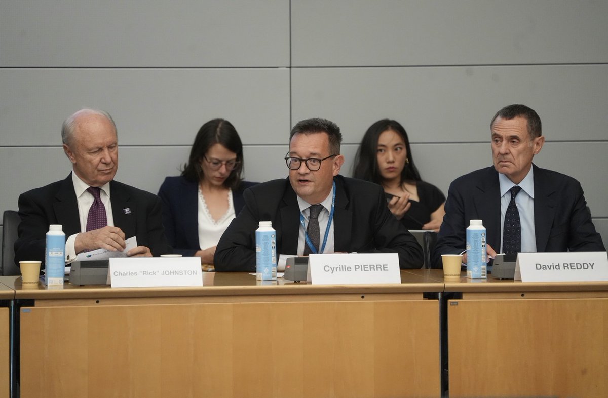 BusinessatOECD's tweet photo. 🔬 In the margins of the #OECDMinisterial, we organised an event on "Securing Innovation Leadership in Life Sciences: Industrial Policy for Competitiveness, Competition & Health Sovereignty" - a @G7 France labelled event.

Speakers including @francediplo's Cyrille Pierre, @sanofi's @DerveloyA, @UnitedHealthGrp's Olga Mironenko Stampfer, @DGEntreprises' Michel Rao, @IFPMA's @DavidReddyIFPMA, @JNJNews' Leonie Volker & more call on the #OECD to:

🪜 Place health as an important pillar for competitive economies
💪 Strengthen innovation for health resilience
✍️ Steer towards pro-growth action through long-term investment