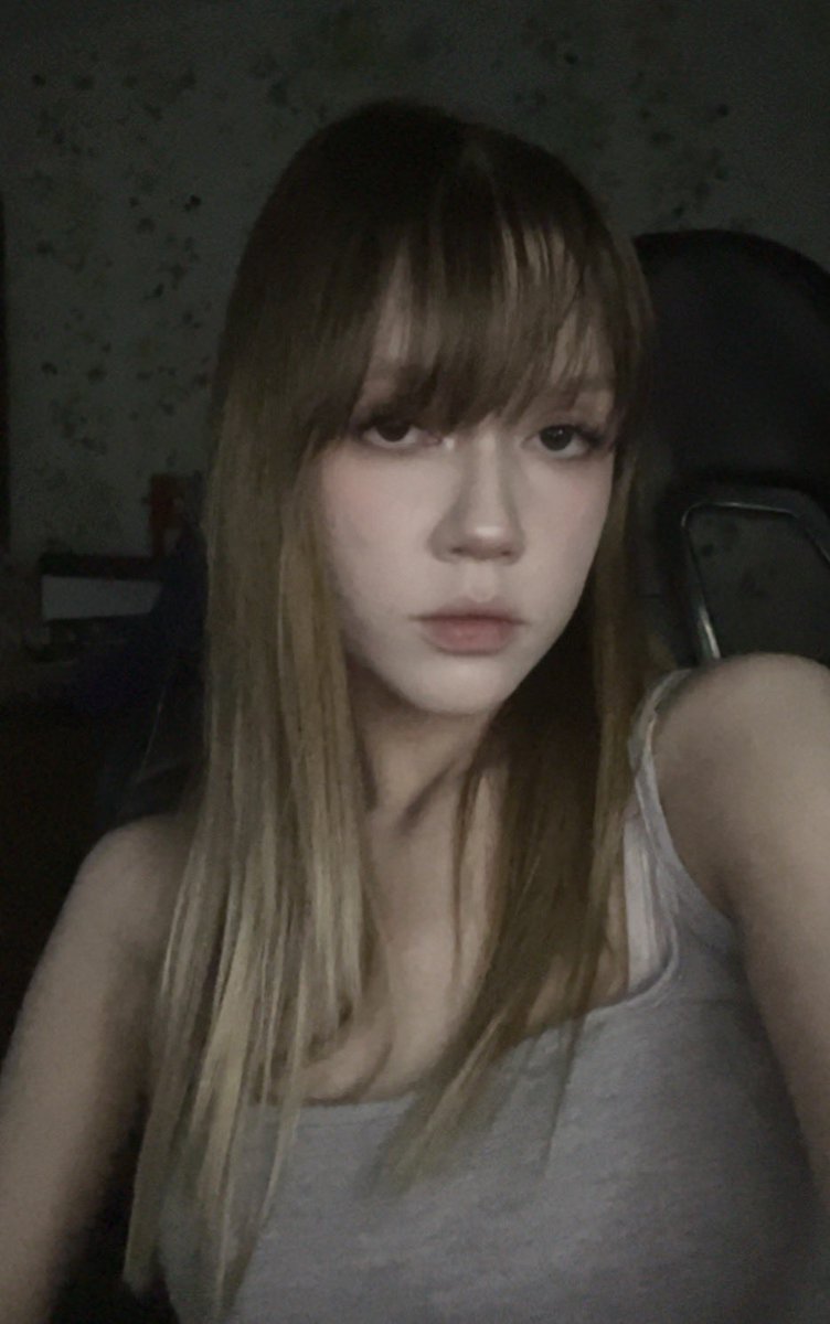 bbyweed tweet media