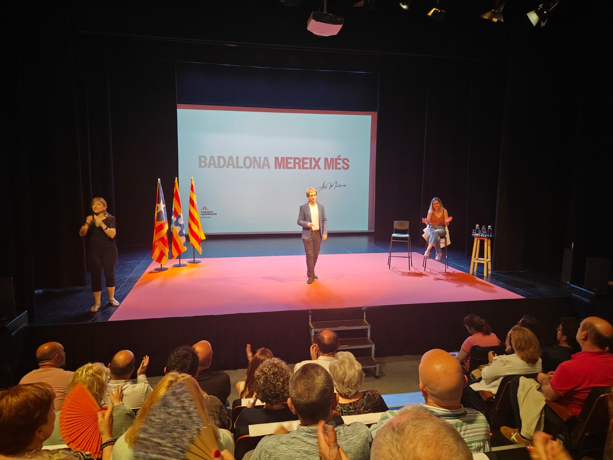 bdncom's tweet photo. Sota el lema “Badalona mereix més”,  Àlex Montornès es postula com a candidat a l’alcaldia per ERC.

Alguns dels seus pilars són l'habitatge i reobrir Can Bofí Vell:
🗣️“No hi ha cap tardeo ni arbre de Nadal que justifiqui que 6 veïns sense sostre hagin perdut la vida aquest any" https://t.co/DjctpDOlkd