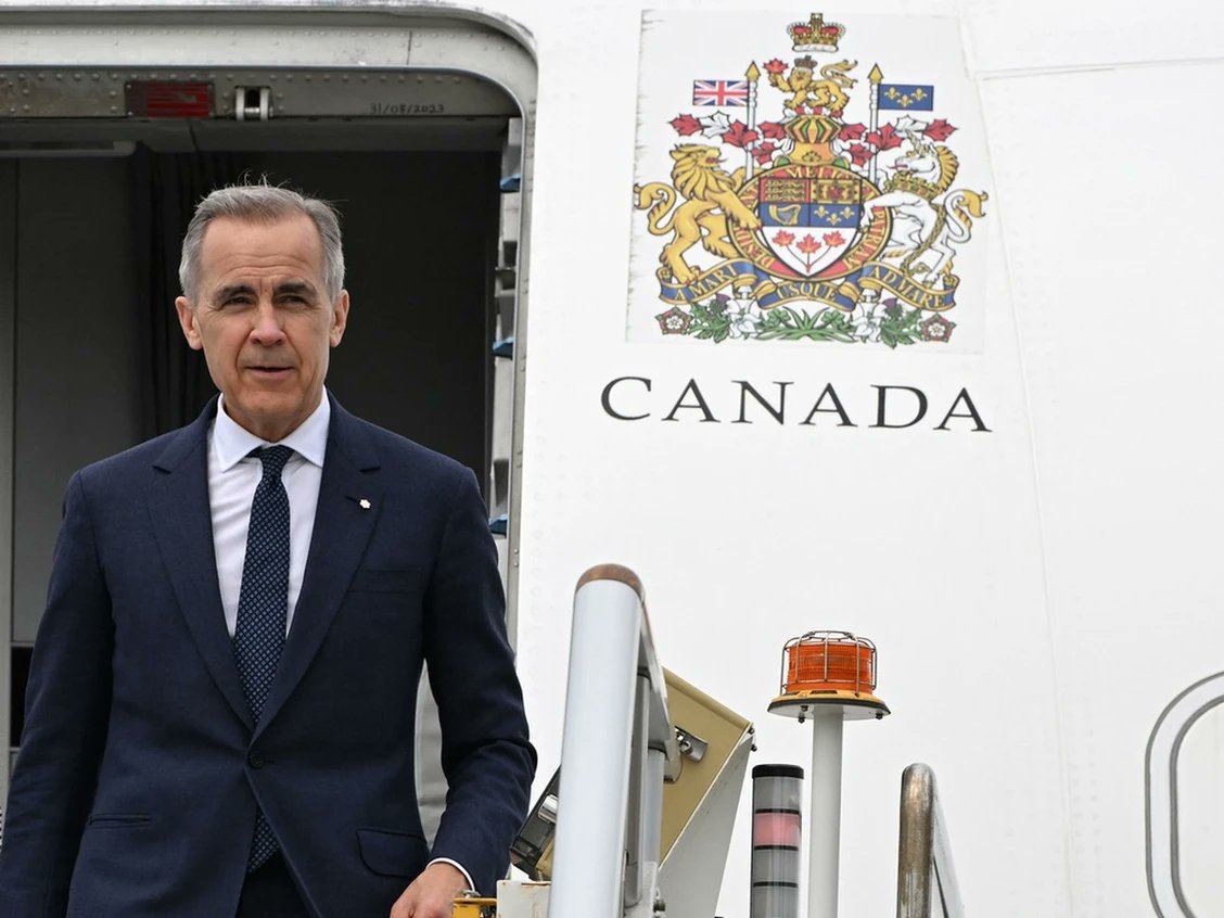 nationalpost's tweet photo. Carney's in-flight menu includes fine wine, braised beef and 'luxury' butter.

The Canadian Taxpayers Federation wants you to know that “Prime Minister Mark Carney and his entourage” are enjoying such luxuries when they fly internationally https://t.co/mt6qMV7RGK https://t.co/vdqoN1UjNQ