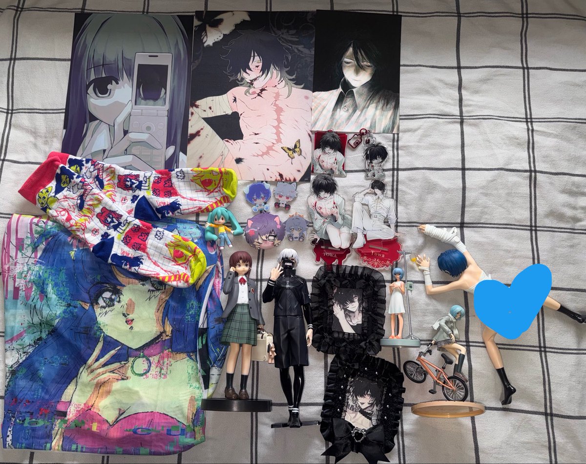 000yu3_'s tweet photo. dokomi haul hihihihi glad to have so much towa art now https://t.co/gMsOK88nHi