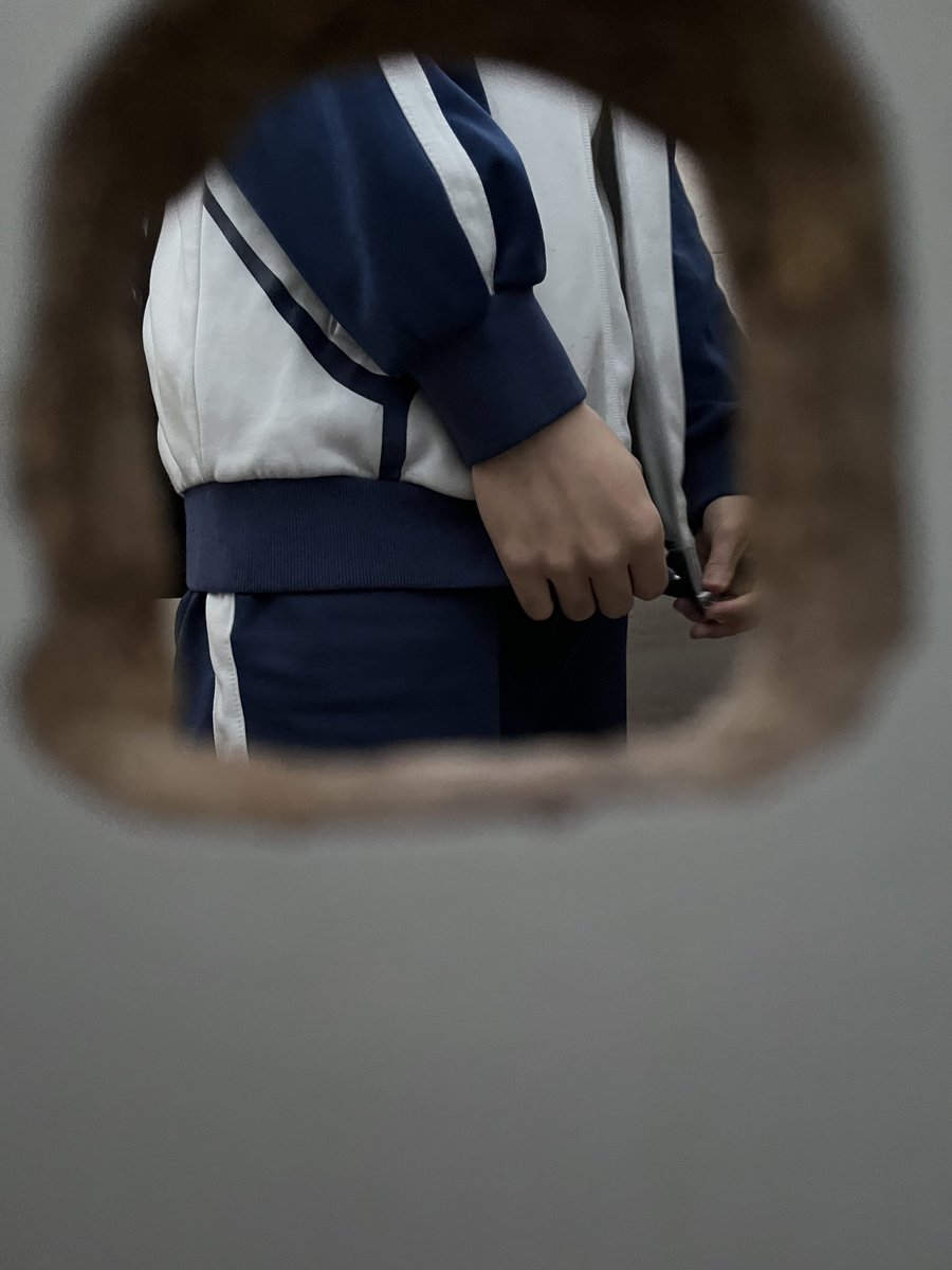 fghatbb's tweet photo. #正太 #男高 #鸟洞
 北京的冬天
遇到了像火棍一样的男高，刚放学被我哄骗来到厕所，狠狠把它取出来精液射了我慢慢一手…
下期出视频 https://t.co/Sln2meb6hX