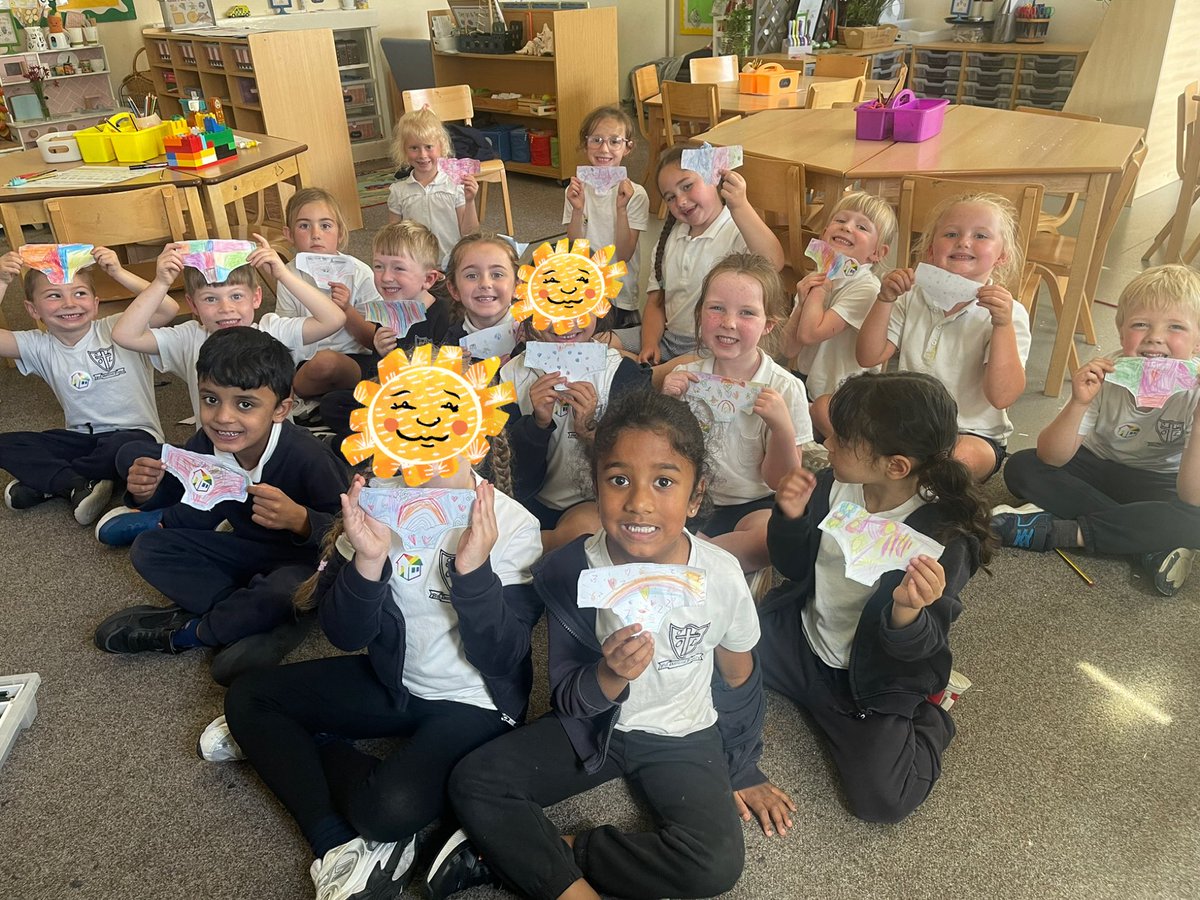 _AshOlol's tweet photo. Year 1 have been learning about the @NSPCCLearning PANTS rules this week and the Pantosaurus song! We talked about staying safe, respecting personal boundaries, and speaking to a trusted adult if something doesn't feel right. #MakeADifference #PSHEOlol @ololprimary_HT https://t.co/2QEUJMBncd