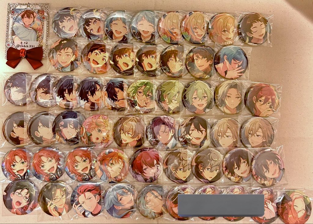 trhk331's tweet photo. @no_TL【交換】あんスタ コレクション缶バッジ コレ缶

譲：エス 創 なずな 光 鉄虎 翠 奏汰 ジュン 日和 凪砂 茨 つむぎ 宙 晃牙 アドニス 零 薫 レオ 司 泉 北斗 敬人 紅郎 渉 HiMERU ゆうた

求：2025 Dec idle  千秋

郵送希望です。お気軽にお声掛けください◎ https://t.co/xvoFzHq6We
