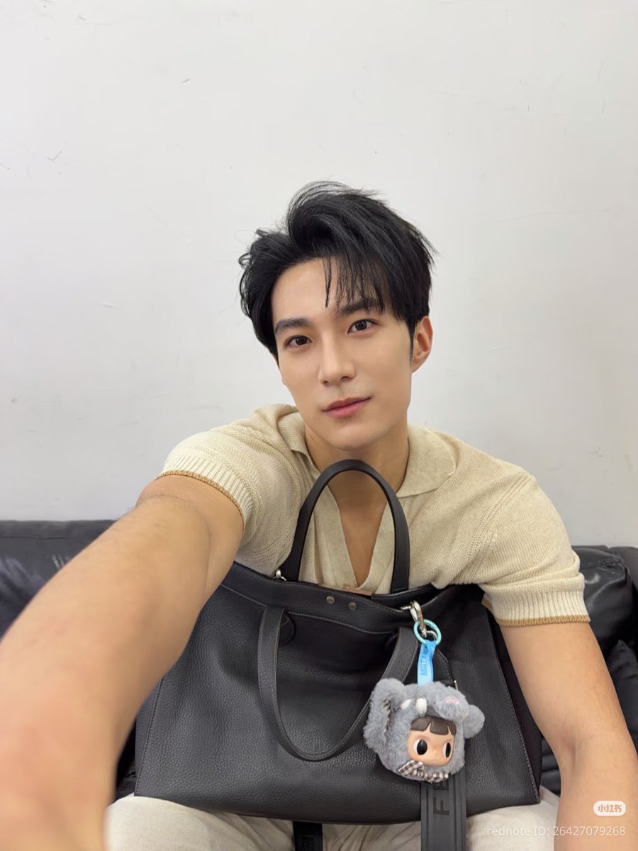 Mooni tweet media
