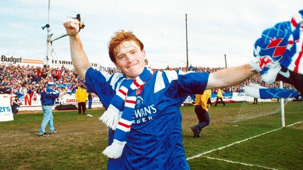 RangersFPBC's tweet photo. Happy Birthday to former @RangersFC star Stuart McCall who is 62 today🔴⚪️🔵

Read what playing for the Light Blues during 9-in-a-Row meant to the combative midfielder🏆🙌

https://t.co/UlWpINFxes https://t.co/hjDw8sLtLv