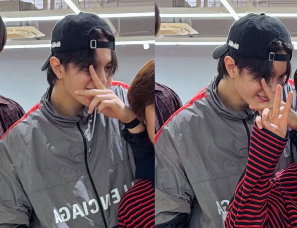 willesthope's tweet photo. Lmaoo he thinks I'm normal about him in snapback 😂 https://t.co/eRofcY54eJ