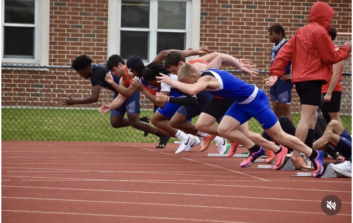 JakeChapman9FB's tweet photo. Proud to have qualified for states in back-to-back sports this year—wrestling and track—after earning First Team All-State honors in football this past season. Track wrapped up last weekend, and I’m grateful to my coaches and teammates for a great season. I especially enjoyed competing on our 4x100 team. Now I’m ready to focus 100% on football and preparing for the season ahead. @OCHS_Football @Coach1Matthews